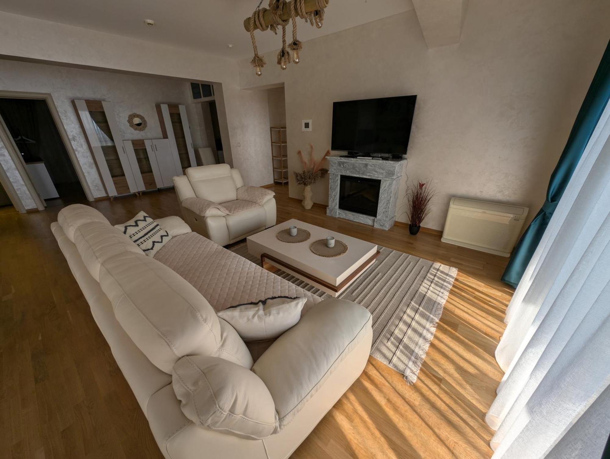 Lux Apartments Harmonia Budua Esterno foto