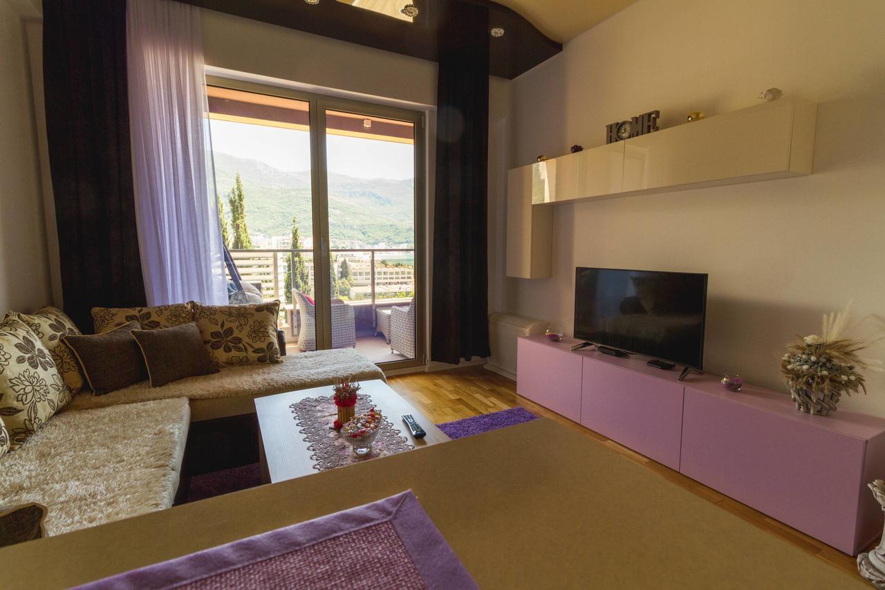 Lux Apartments Harmonia Budua Esterno foto