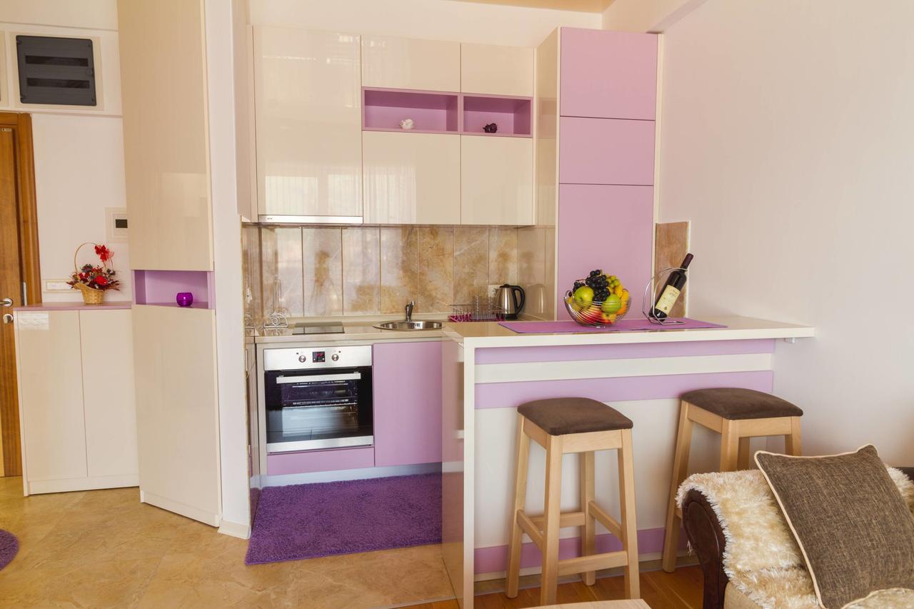 Lux Apartments Harmonia Budua Esterno foto