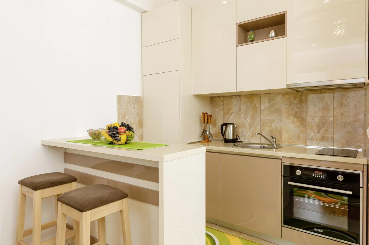 Lux Apartments Harmonia Budua Esterno foto